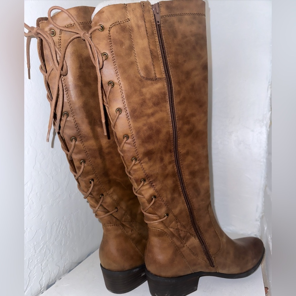 Baretraps Lace-Up Brown Boots